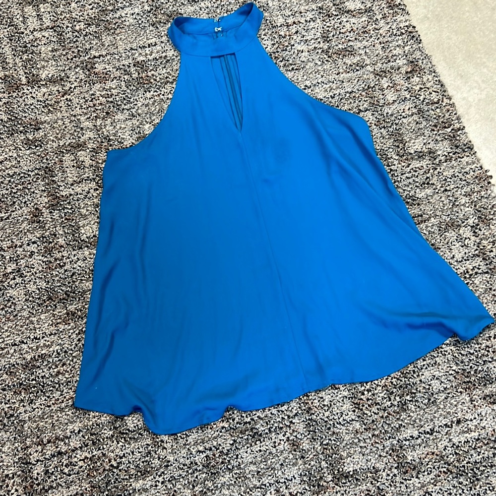 Women’s Express Teal tank size medium